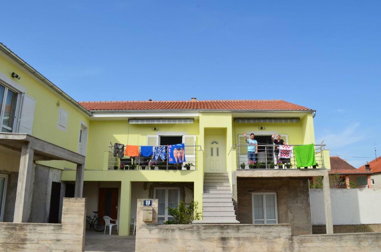 Apartman Rosa Pirovac Exterior photo