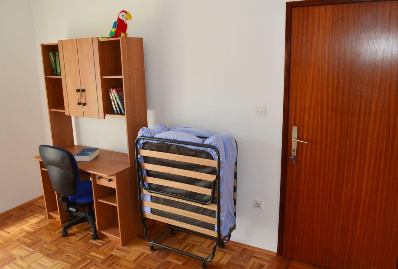 Apartman Rosa Pirovac Exterior photo