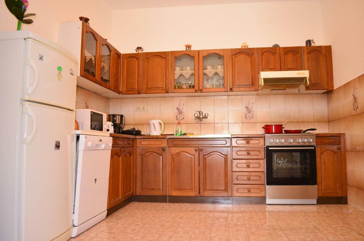 Apartman Rosa Pirovac Exterior photo