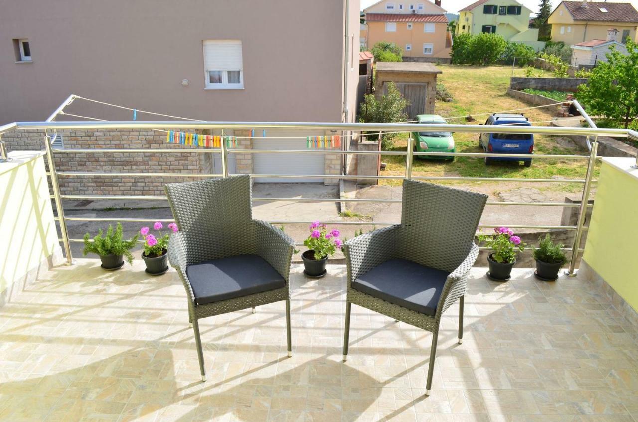 Apartman Rosa Pirovac Exterior photo