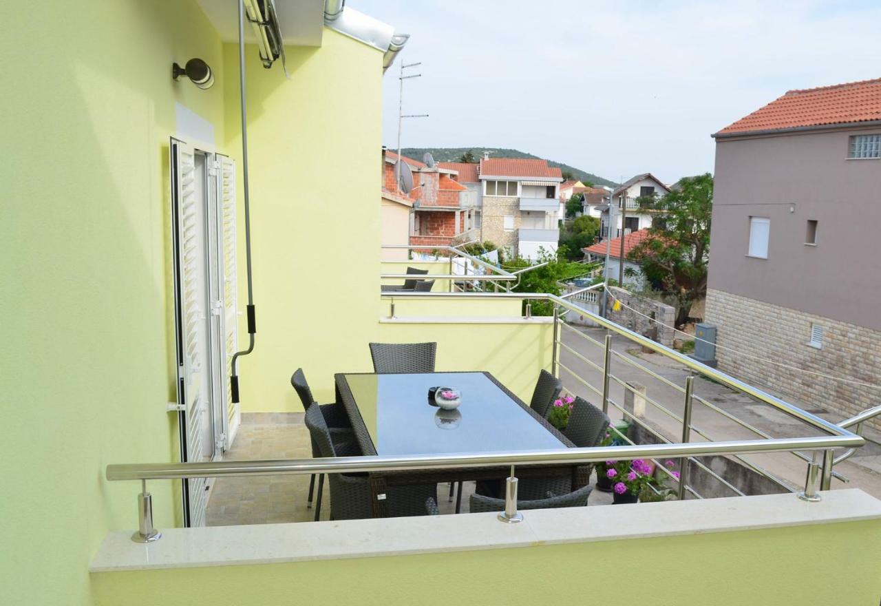 Apartman Rosa Pirovac Exterior photo